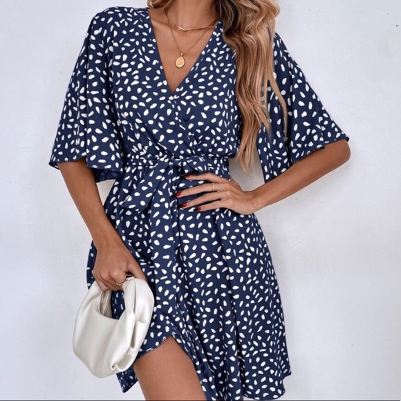 Boho dot print flounce sleeve belted dress - Picture 2 of 11